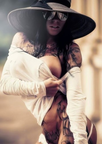 Лора, Г. Озёрск